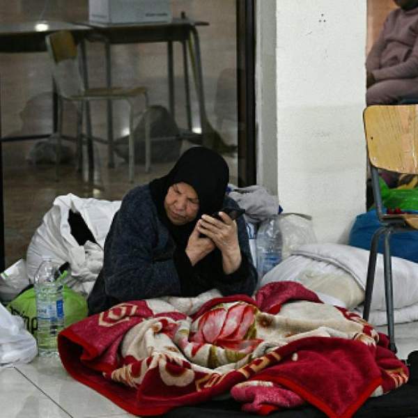 رسائل ومكالمات تهديد تصل إلى اللبنانيين... مصدر الأرقام وطريقة التعامل