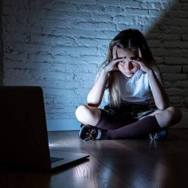 تكنولوجيا في خدمة حماية الأسرة: كيف تحمي طفلك من التحرش الإلكتروني