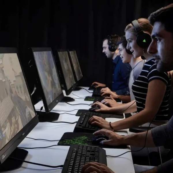 لماذا تُحسّن بعض الألعاب وظائف الدماغ بينما تؤذيها أخرى؟.. الخبراء يجيبون