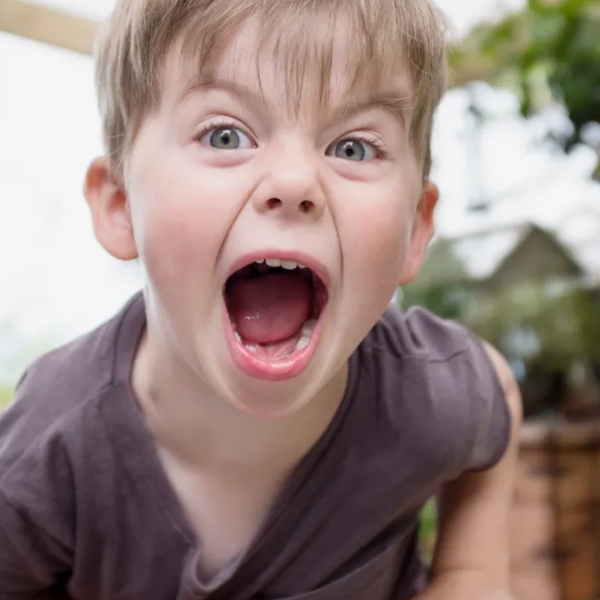 كيف تتكون أبعاد الثالوث المظلم في شخصية الطفل؟