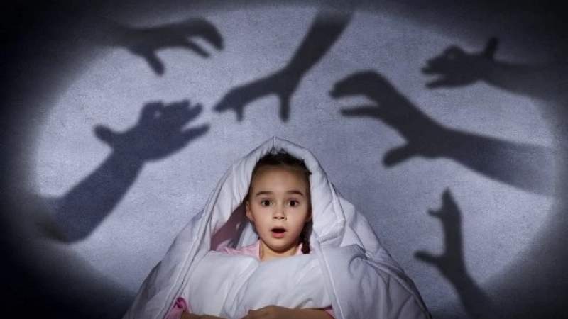 هل طفلك يخاف النوم وحيداً؟