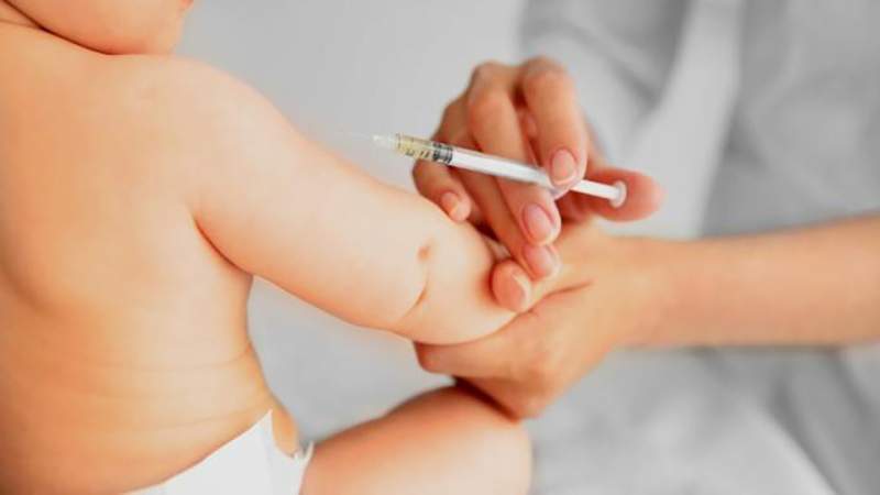 ما أضرار تأخير تطعيم الأطفال الرضع؟