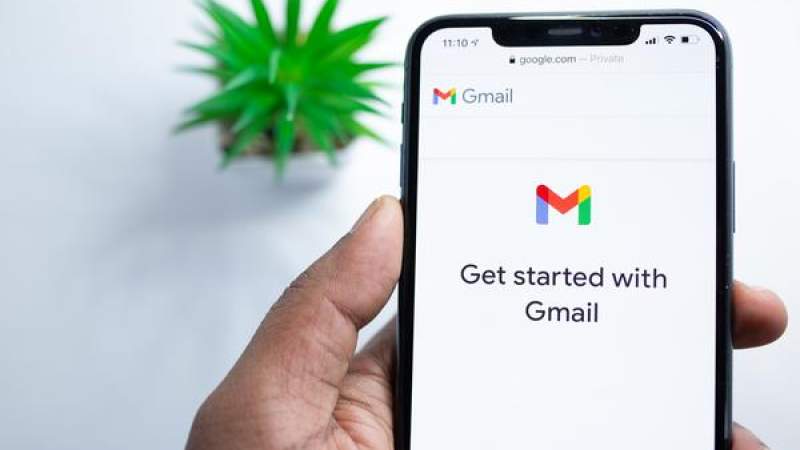 خبراء الأمن السّيبراني يحذّرون من علامة التوثيق في  Gmail